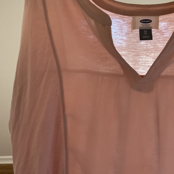 Old Navy Rose Flowy V-Neck Blouse - Picture 7 of 8